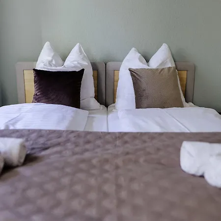 Neu Renoviert I Zentrale Eg-wohnung I 4 Personen, Salt Apartmán