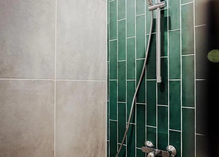 Neu Renoviert I Zentrale Eg-wohnung I 4 Personen, Salt *