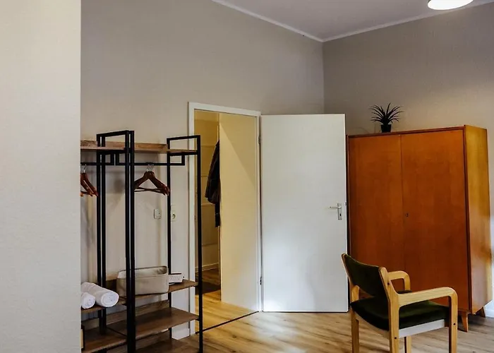 Neu Renoviert I Zentrale Eg-wohnung I 4 Personen, Salt Weißenfels