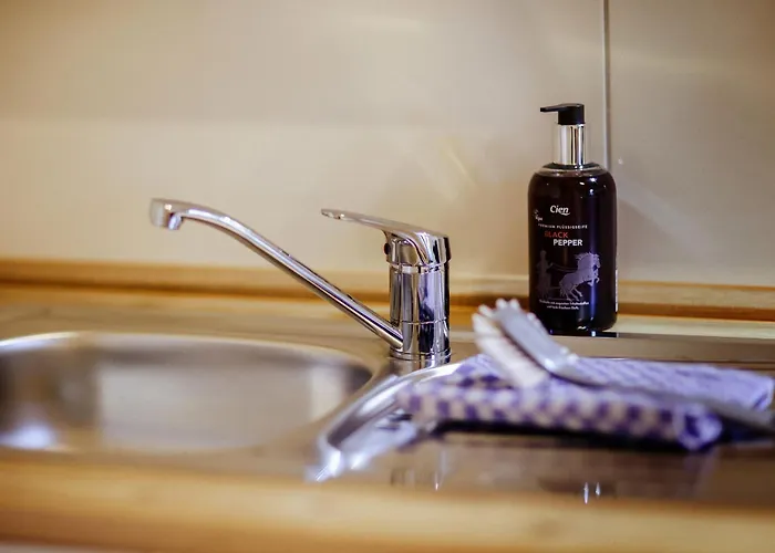 Neu Renoviert I Zentrale Eg-wohnung I 4 Personen, Salt Apartmán Weißenfels