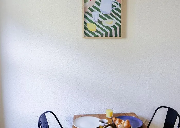 Neu Renoviert I Zentrale Eg-wohnung I 4 Personen, Salt Apartmán Weißenfels