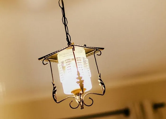 Neu Renoviert I Zentrale Eg-wohnung I 4 Personen, Salt